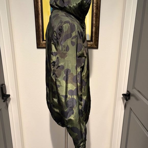 Coach Leather Jacket - Reversible and brand new Black Camo Size 40 - Picture 4 of 11